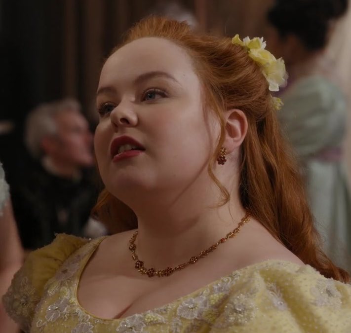 faw_nim's tweet photo. one thing about me is i will always insult the ton for being blind to the beauty that is penelope featherington 🙂‍↕️ https://t.co/5nfRA1I5Ww