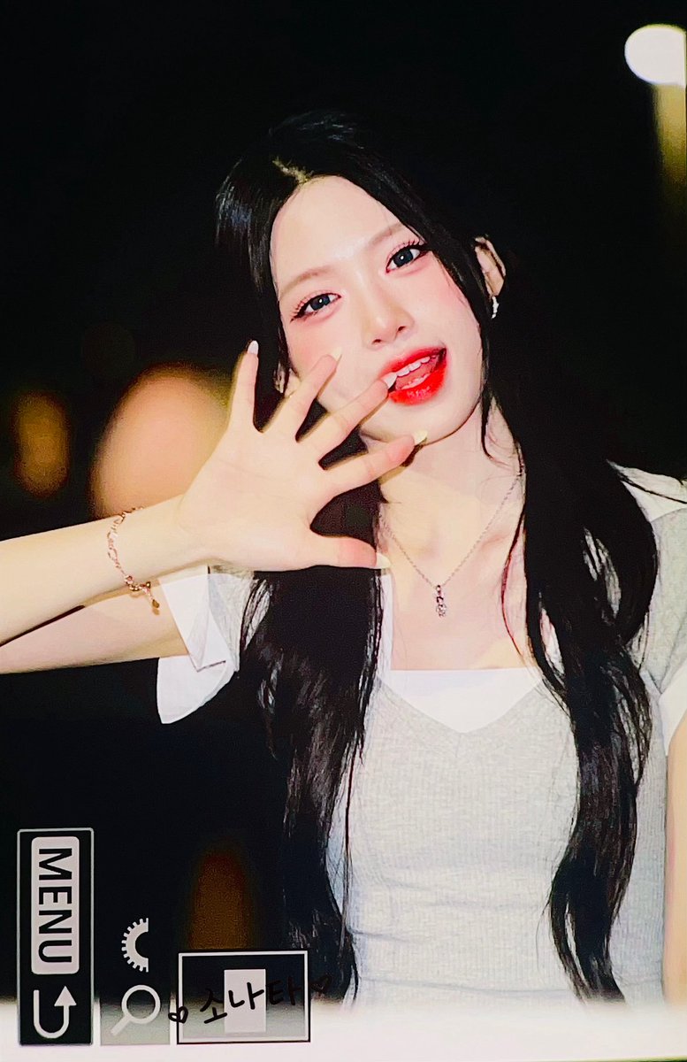 sonata_zena's tweet photo. 260525 프리뷰

#리센느 #RESCENE 
#제나 #ZENA https://t.co/pEtzPJGfEg