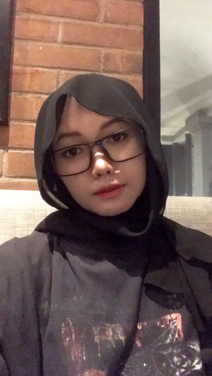 li 🌻 tweet media