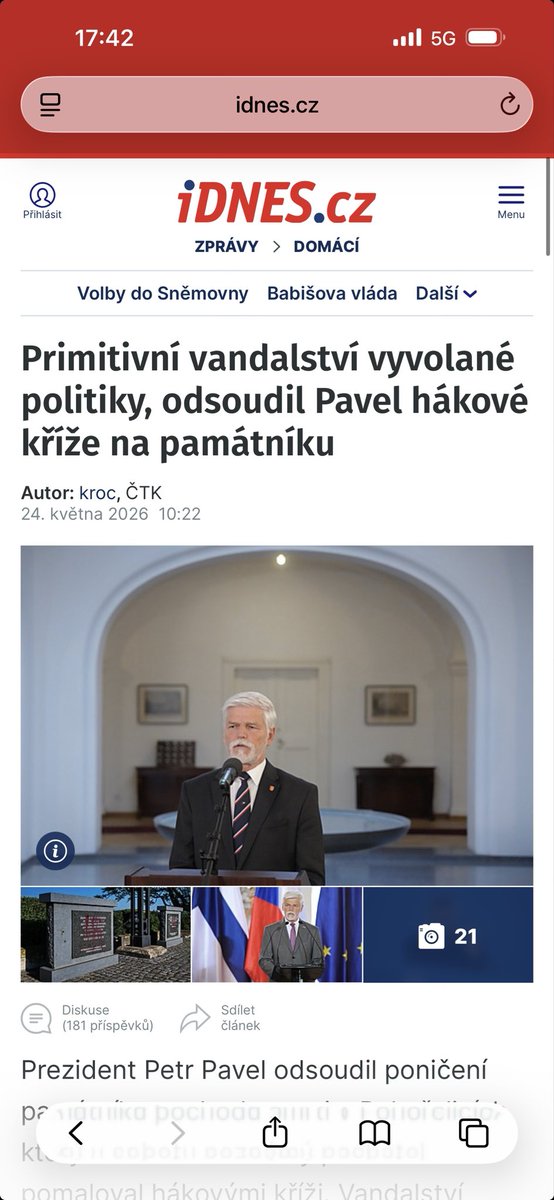 PetrHolec tweet media