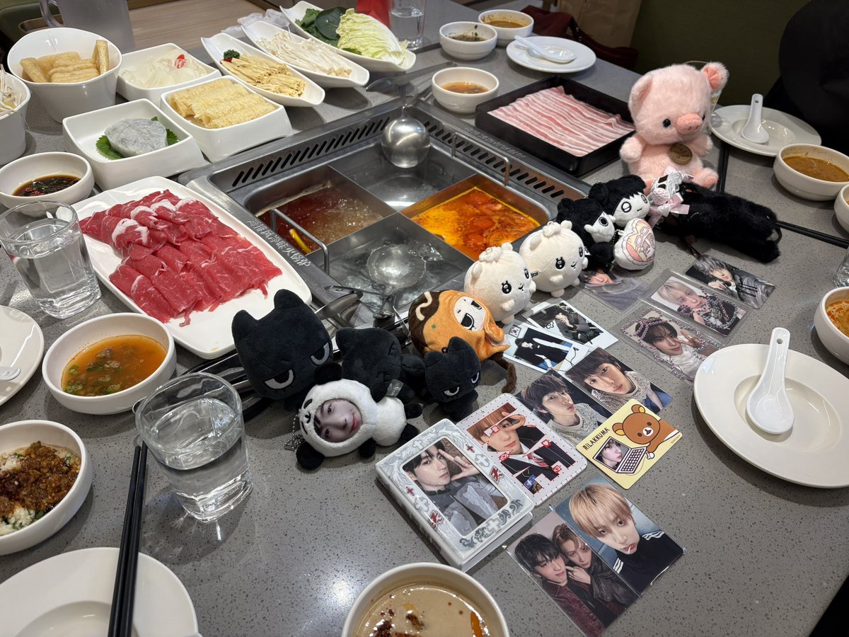 Kanbarething's tweet photo. 빠순이(더비,코어,사이,디엑스,일반인)정기모임
우리는왜흩어졌는가 . . ^~^ https://t.co/ic89HFb7GT