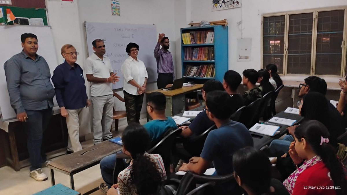 DCPEastDelhi's tweet photo. From today onwards, a free English Speaking and Basic Computer Training & Skill Development Program is being started at Mayur Vihar Police Station under the Yuva Project, with the support of Sarthi Charitable Trust.

This initiative is being conducted within the already available infrastructure and facilities of the police station, with the aim of positively engaging juveniles and empowering unemployed youth from the nearby areas through essential communication and computer skills.

The program is completely free of cost for all participants.

#DPUpdates #DelhiPolice #EastDistrict 
#DPCares #HelloDelhiPolice #HelloPoliceStation

@CPDelhi
@DelhiPolice
@JointCP_ER
@SrivastvaDevesh