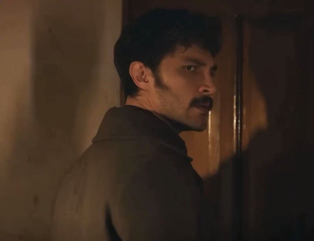 Nina 🦢 tweet media