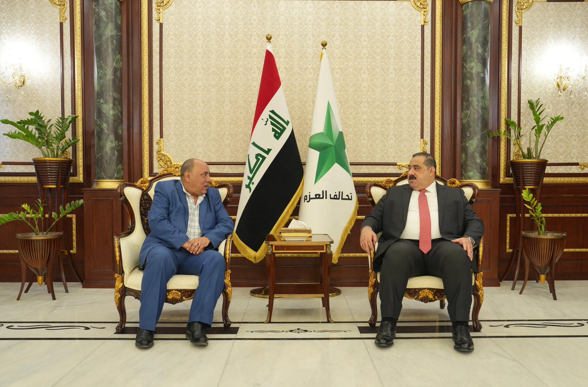 EngMuthanaS's tweet photo. استقبلنا اليوم الأحد في بغداد السيد خالد جاسم نقيب الصحفيين العراقيين، وتباحثنا في واقع العمل الإعلامي والصحفي في العراق وعدد من القضايا المتعلقة بالشأن الإعلامي.

وأكدنا أهمية دعم العمل الصحفي والإعلامي وتعزيز دور المؤسسات الإعلامية في نقل الحقائق ومتابعة القضايا الوطنية، إلى جانب أهمية توفير بيئة مناسبة تتيح للصحفيين أداء رسالتهم المهنية بما ينسجم مع متطلبات المرحلة الحالية.

كما ناقشنا أهمية تعزيز التعاون بين المؤسسات الإعلامية والجهات الوطنية المختلفة، بما يدعم الخطاب المهني المسؤول ويسهم في خدمة المجتمع ودعم الاستقرار.