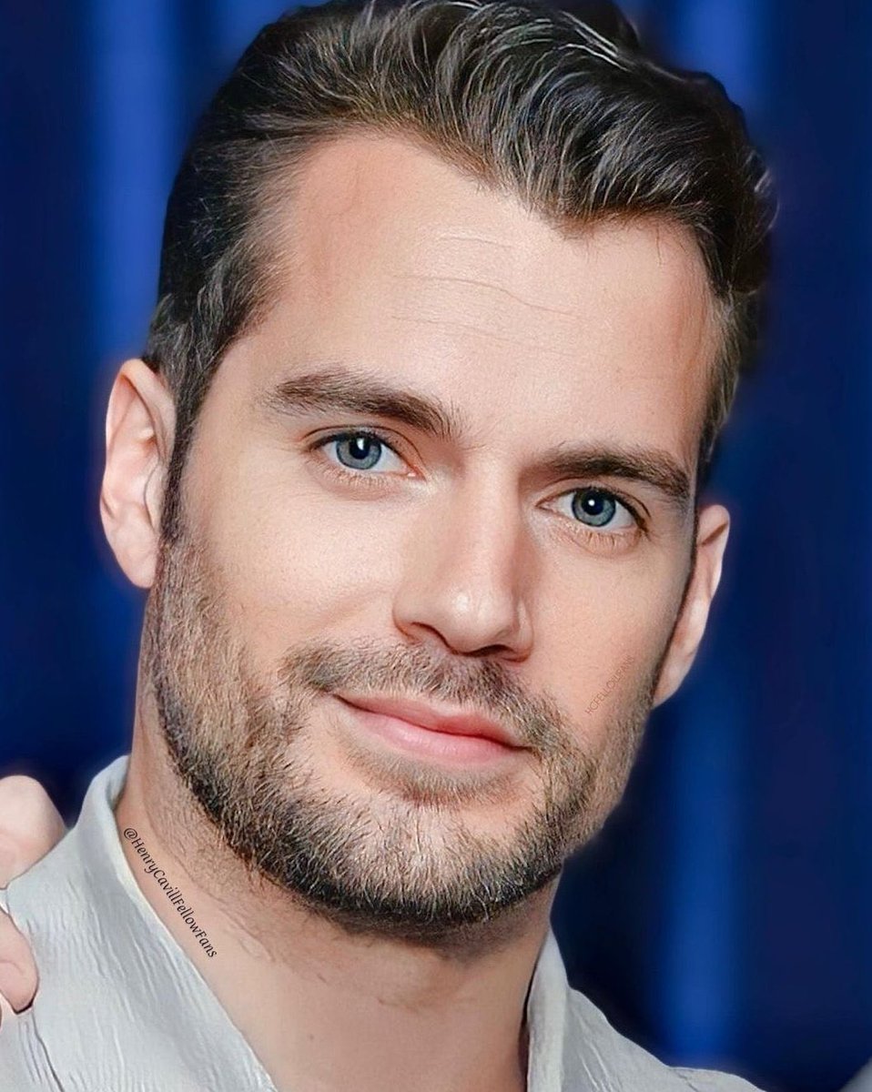 toeitoei2530's tweet photo. Henry Cavill ☺️ https://t.co/uQrXQFNlu4