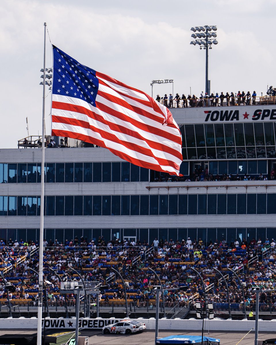 Iowa Speedway tweet media