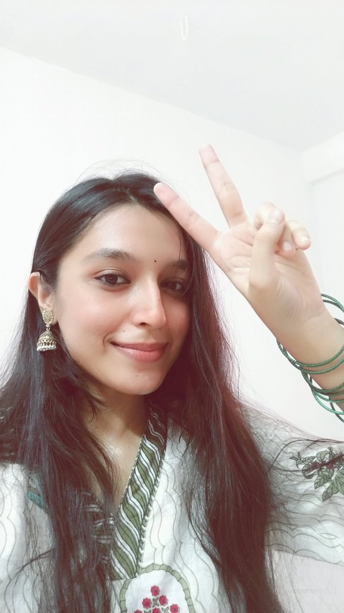 bad_iconic27's tweet photo. कैसे हो सब?✨ https://t.co/nYclVpTu1a