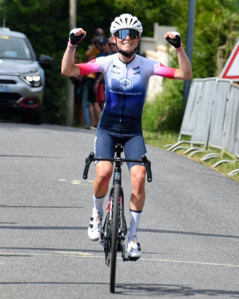 directvelo's tweet photo. Océane Mahé obtient la première victoire de l'histoire de l'équipe Ma Petite Entreprise ! 🥳
🏆 > https://t.co/z1lcbEOSUb

📷 Nath Monn / TDLO https://t.co/lHMvaivEFd