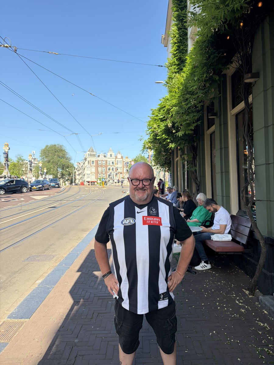 Ninsta72's tweet photo. Go the mighty Pies from Amsterdam. @CollingwoodFC https://t.co/3lJyn4VrOr