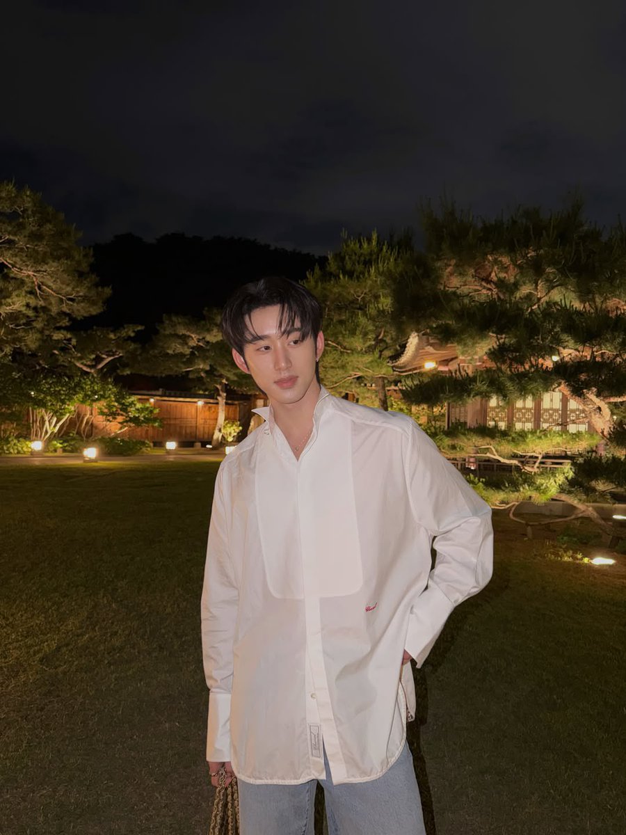 ELLE Thailand tweet media