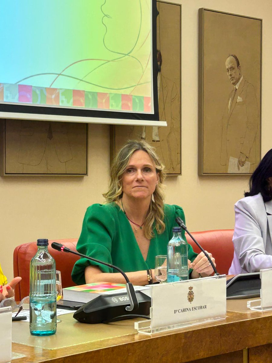 OdSalud's tweet photo. @F_Armengol @Congreso_Es @PatriDelOlmo24 @EstComunicacion @urjc @CarinaEscManero @pacientesPOP 🎤 Rita de la Plaza, tesorera de @Farmaceuticos_ y coordinadora del Libro Blanco, aborda el papel de la farmacia comunitaria como red sanitaria de proximidad para avanzar en equidad, prevención y acompañamiento a las mujeres. https://t.co/53XwxcvGv6