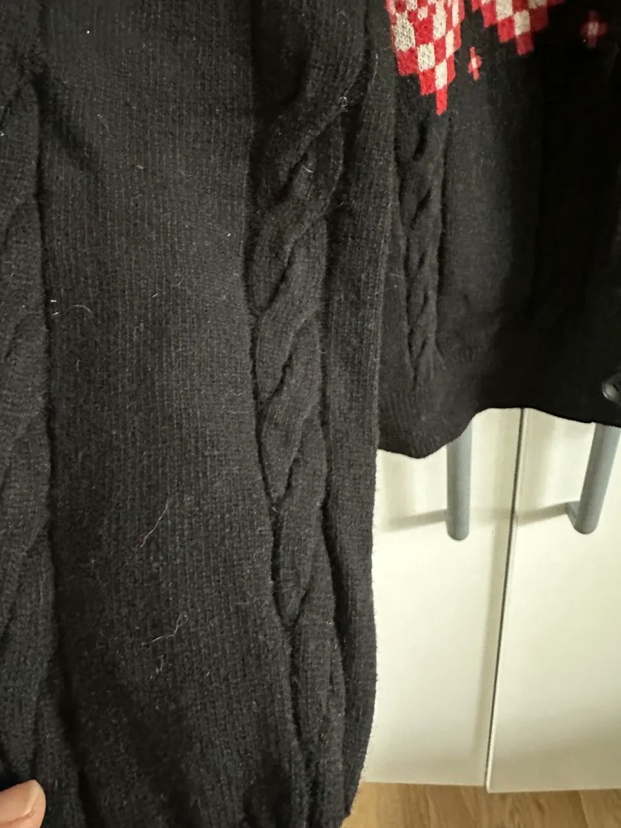 extra_finds's tweet photo. SE VENDEEE
Cardigan Paula Cahen D'Anvers
Talle 1 - $45.000
Estado: Muy bueno
Por @ ferchamorita https://t.co/hD7NmgmRK3