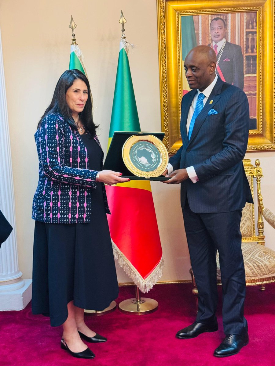 DCP_Haddadi's tweet photo. J'ai eu l'honneur d'être reçue, aujourd'hui à Brazzaville, par S.E. M. Constant-Serge Bounda, ministre des Affaires étrangères de la République du Congo, en marge des Assemblées annuelles 2026 de la Banque africaine de développement (BAD).

Notre entretien a été l'occasion de réaffirmer notre engagement commun en faveur d'une Union africaine plus forte, mieux financée et pleinement souveraine.

Nous avons également abordé les réformes institutionnelles de notre organisation continentale, salué le rôle central et l'engagement constant de S.E. M. Denis Sassou Nguesso @SassouNGuesso_ , Président de la République du Congo, dont la sagesse, la vision panafricaine et l'action en faveur de la paix et de l'unité du continent continuent d'inspirer notre action collective. 

Nous avons enfin échangé sur les préparatifs du Sommet de coordination à mi-parcours qui se tiendra en juin 2026.

#AfDBAM2026 #AUReforms #Agenda2063 #MidYearCoordination