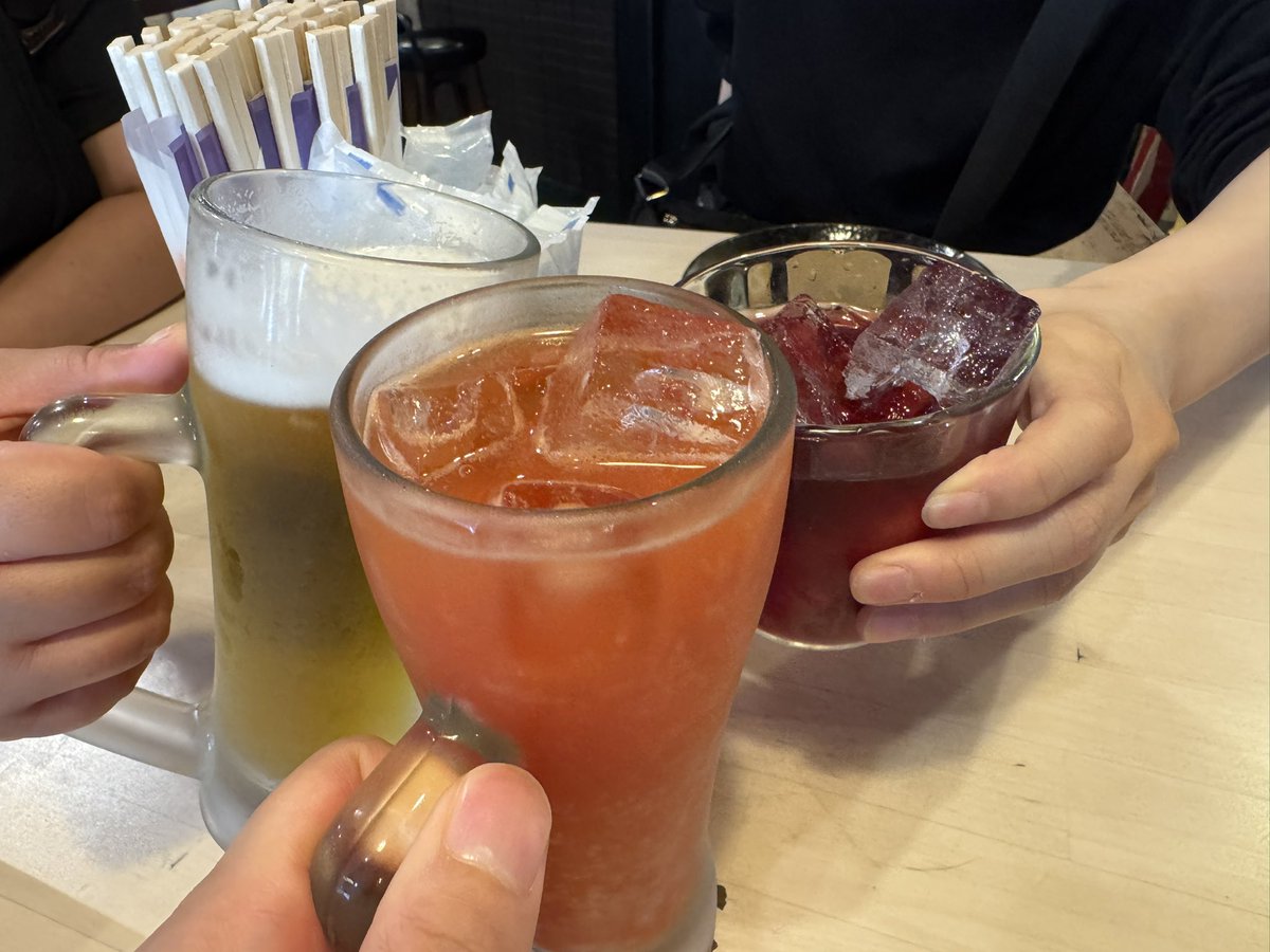 gamesscarlet's tweet photo. 『大丈夫、任せて欲しい！』ってセリフは信用するなとシェリから学んだ今回の飲み会でしたまる https://t.co/MKFRKBTXLU