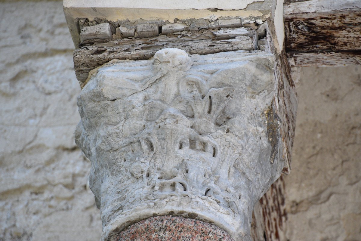 dhendrixe's tweet photo. Spolia from the Mosque of Ibrahim Terbana in Alexandria, Egypt

The mosque was built by a Moroccan pilgrim and merchant around 1685. https://t.co/FNAYA9Hd8q