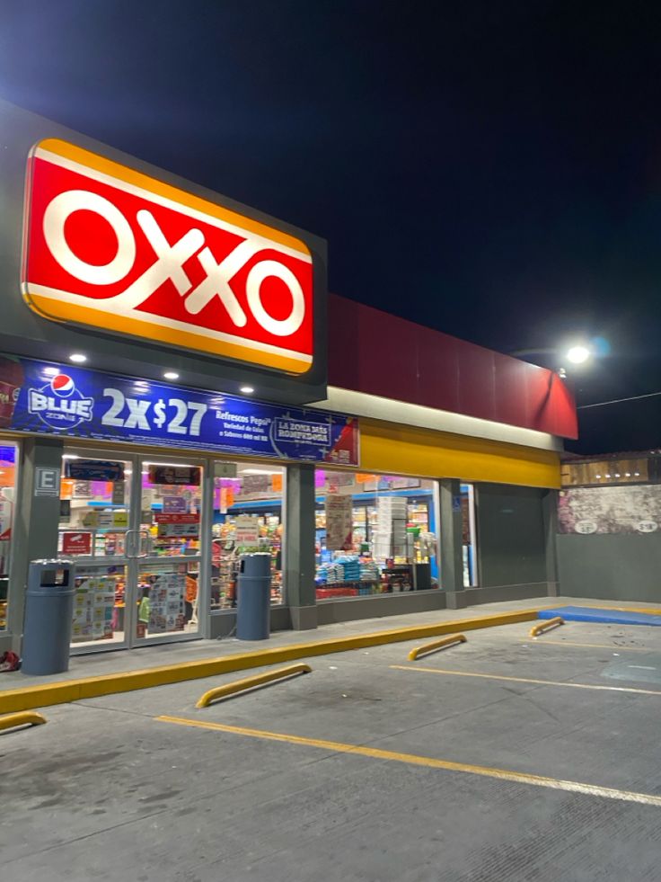 pondcamba's tweet photo. MINI AU | #GeminiFourth

Donde Fourth es un chileno que se va a vivir a México, y su más grande sueño es conocer y trabajar en un OXXO.

pero no contaba con que Gemini su compañero de trabajo, tiene una manera muy rara de ligar: a base de piropos que el no entiende. https://t.co/KhnYduNRcI