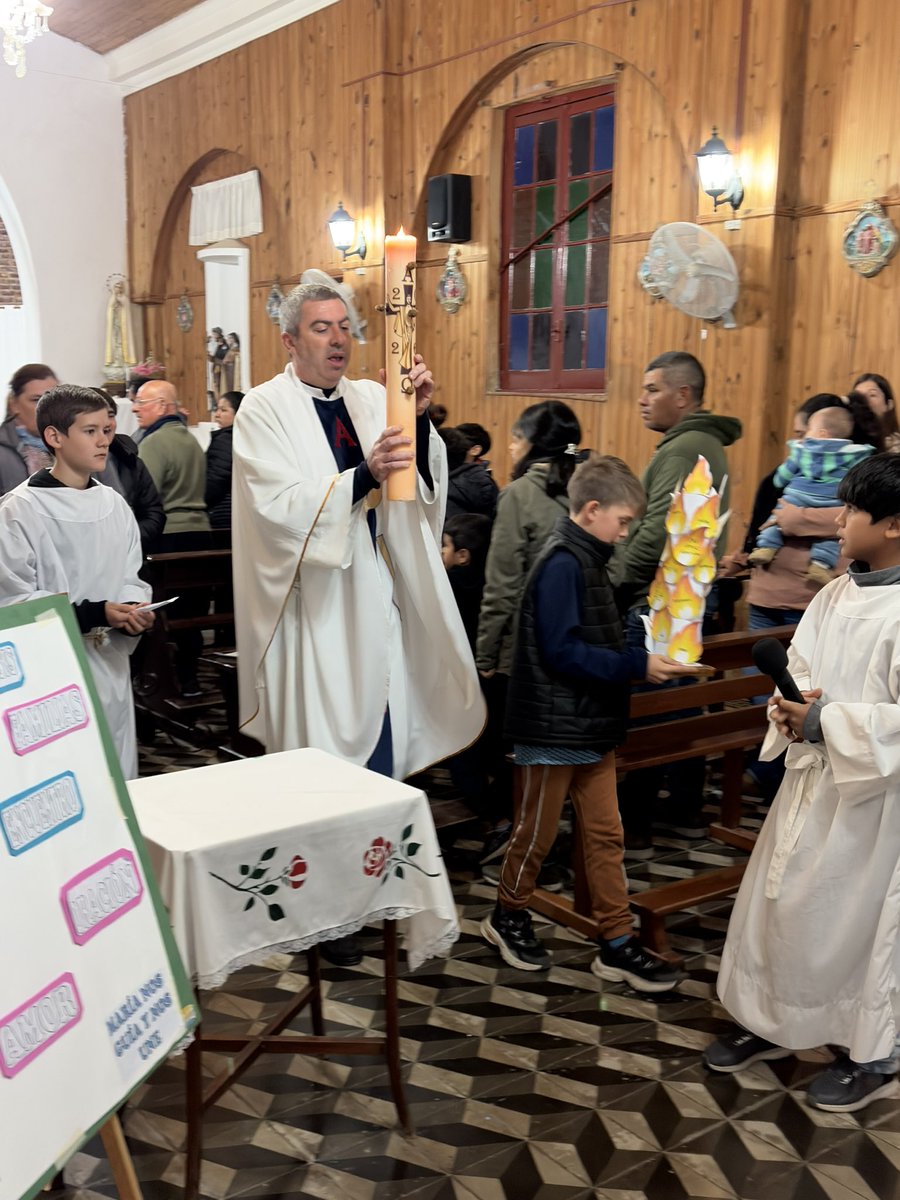albertovsanchis's tweet photo. 🔥 ¡ celebrando PENTECOSTÉS ! 🔥 ¡ recibimos el Espíritu Santo ! ♥️ https://t.co/hCwO5qiBox