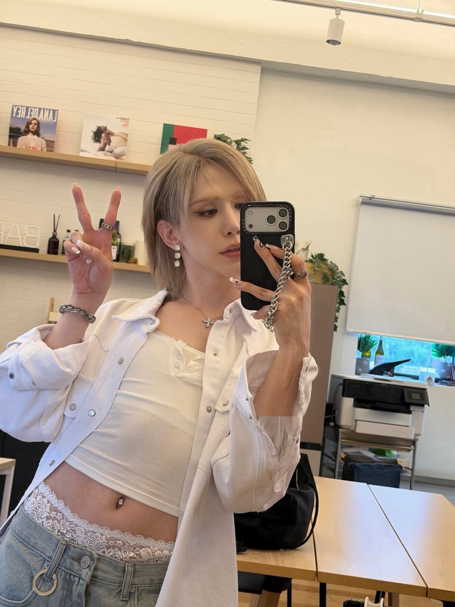 kiki✮⋆˙ tweet media