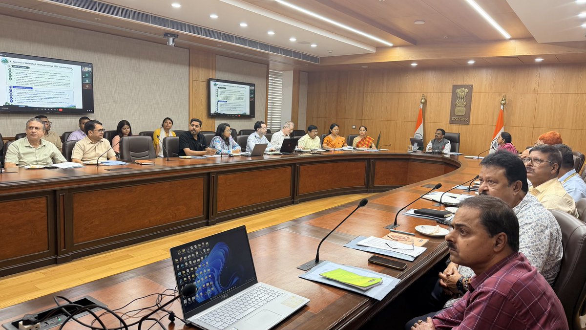 SLNAAssam's tweet photo. The SLSC meeting for approval of the Annual Action Plan (AAP) 2026–27 under WDC-PMKSY 2.0 amounting to Rs.102.39388 Crore was held today on 25.05.2026 under the chairmanship of the @CSAssam_ 
@DoLR_MoRD @CMOfficeAssam 

#slsc #wdcpmksy #watershed #review https://t.co/DrBdkNWDUD