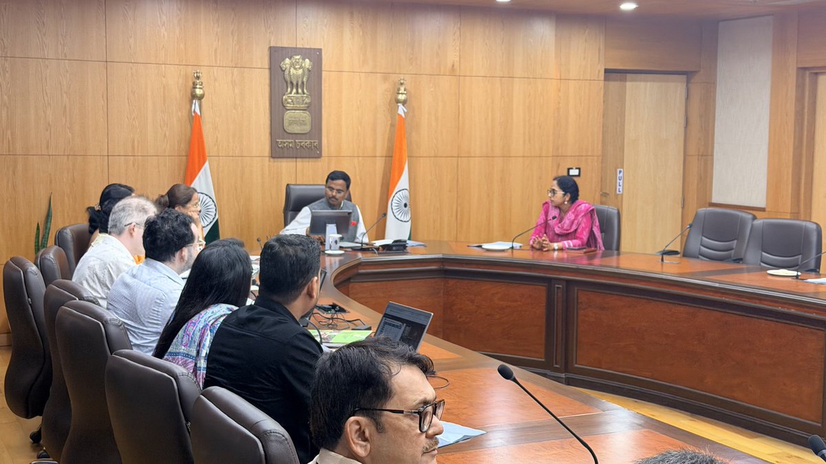 SLNAAssam's tweet photo. The SLSC meeting for approval of the Annual Action Plan (AAP) 2026–27 under WDC-PMKSY 2.0 amounting to Rs.102.39388 Crore was held today on 25.05.2026 under the chairmanship of the @CSAssam_ 
@DoLR_MoRD @CMOfficeAssam 

#slsc #wdcpmksy #watershed #review https://t.co/DrBdkNWDUD