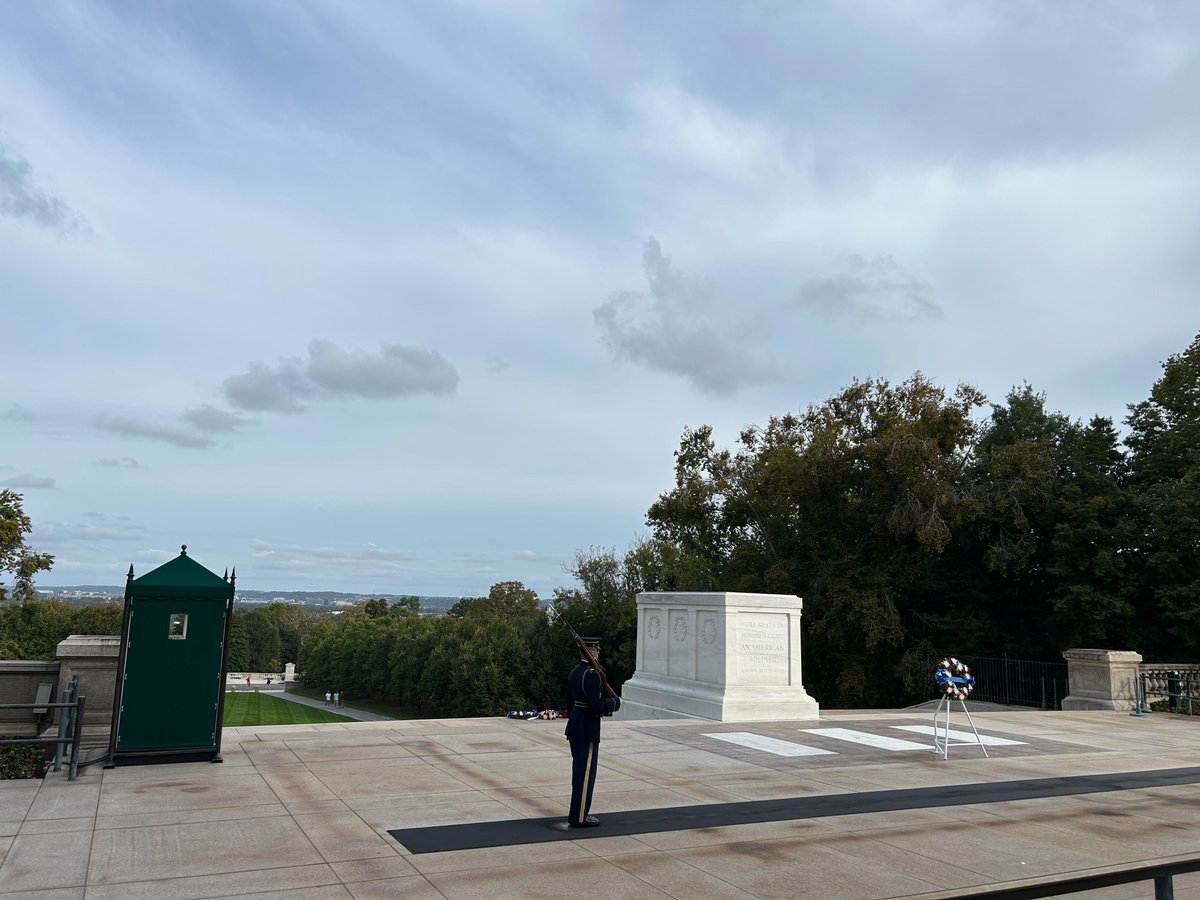 owpartnership's tweet photo. On this Memorial Day we are thinking of those heroes that made the ultimate sacrifice for their country.  Take a moment to honor and remember them-we have everything we have today because of their sacrifice.  
#MemorialDay https://t.co/uQdlwQOsz1