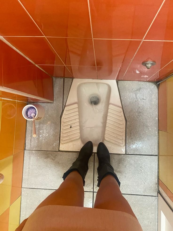 herrinlenai's tweet photo. Dein Platz ist hier, du Loser-Toilette! Hier kannst du die Toilette mit deiner Zunge putzen, bis sie sauber ist 👇🚽😈

Telegramm : https://t.co/mJbi7PrEC0 https://t.co/ips61E5ygT