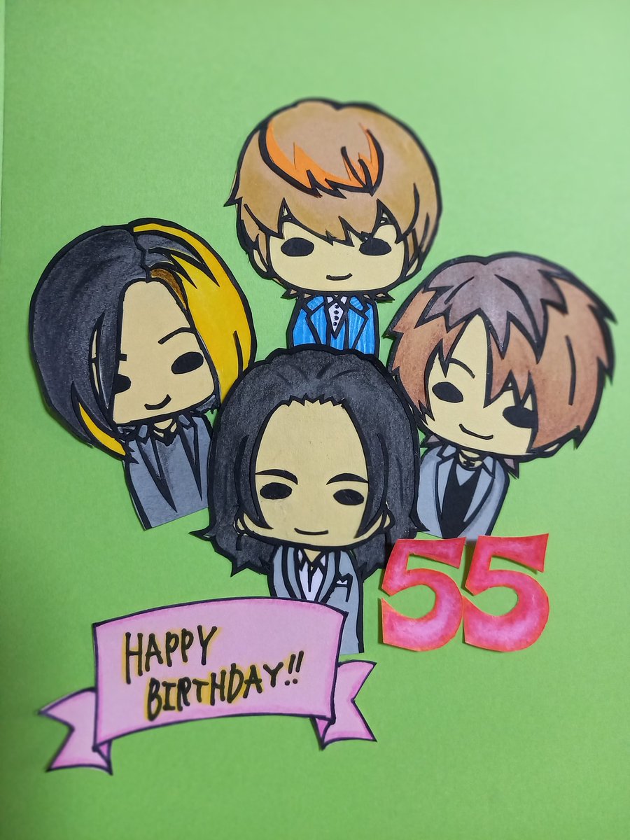 AAA35444415's tweet photo. ＃GLAY
＃TAKURO

明日のライブTAKURO さんのお誕生日と思って切り絵でも作ってみようと奮闘してたら日付変わって26日になってた💦💦でもやっとなんとか全員分作れた‼️今日ライブ参戦します

心を込めて一緒にお祝いします！会いに行けることに感謝！楽しみすぎる😆😆😆 https://t.co/rcWunQsNNL