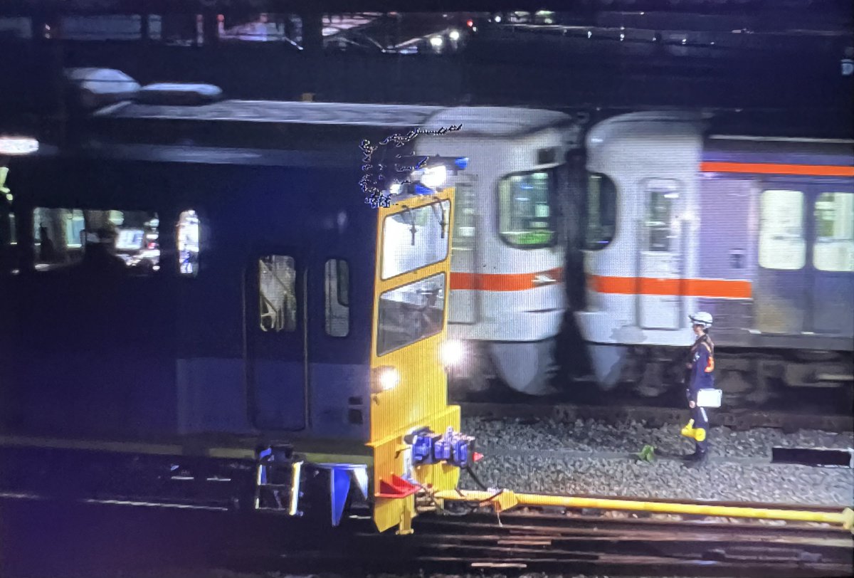 e6f52O's tweet photo. 313撮ってたら変なの来た https://t.co/xwFW0r8dhF