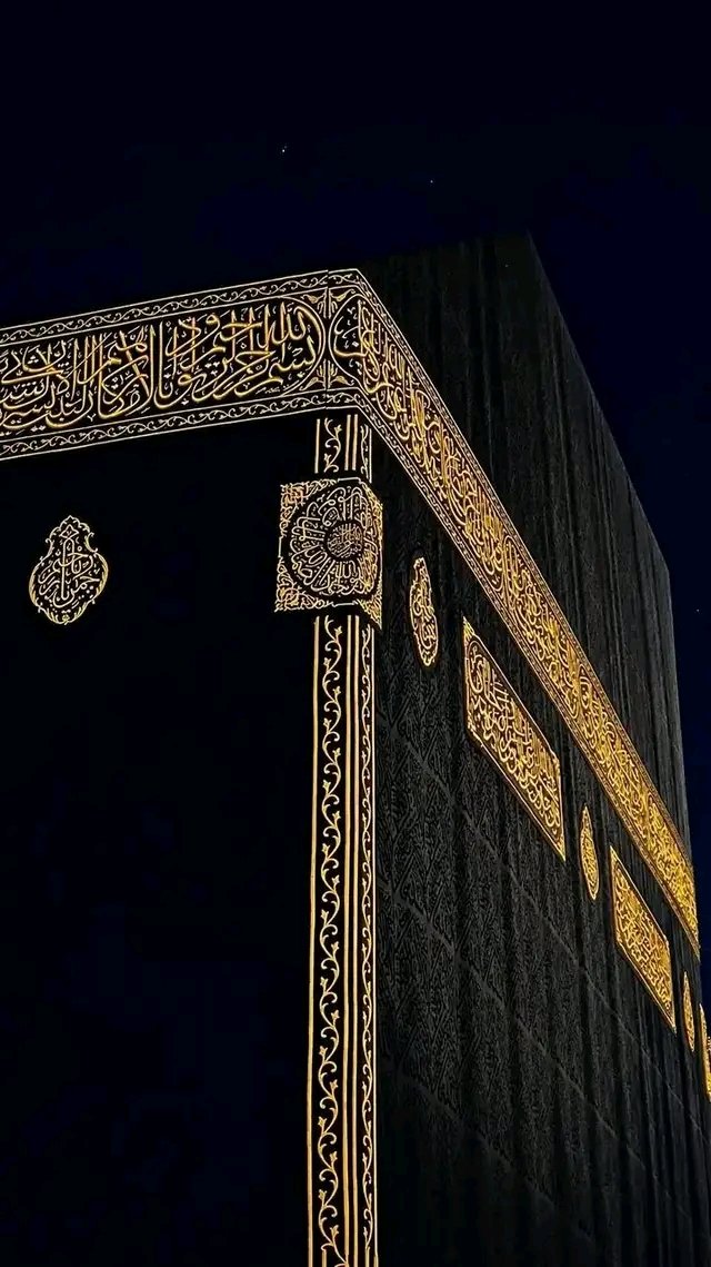 Meenerl4's tweet photo. Labbaik Allahumma Labbaik,
Labbaika laa shareeka laka Labbaik,
Innal hamda wan-ni‘mata laka wal-mulk,
Laa shareeka lak. https://t.co/n74I4wmIbR