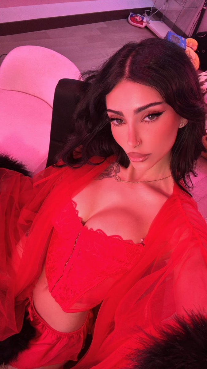 chaiis tweet media