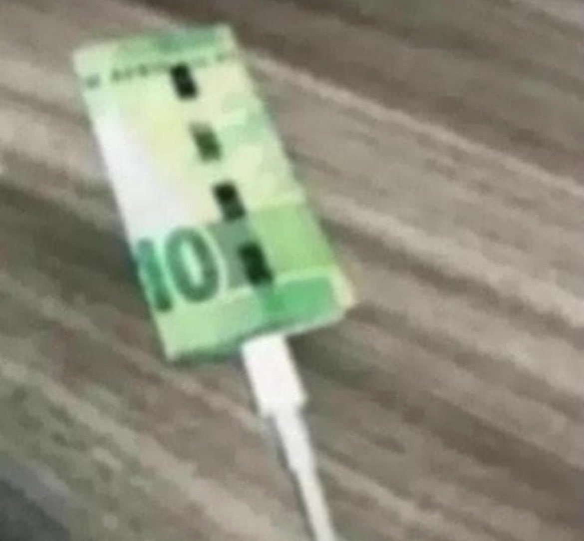 𝕮𝖍𝖆𝖓𝖙𝖊𝖑𝖑™🕷️ tweet media