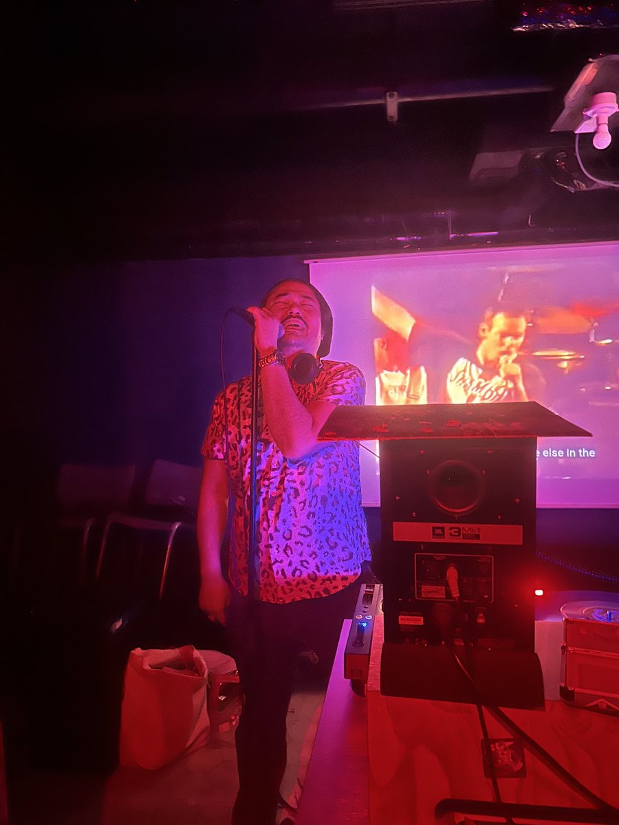 oretti's tweet photo. 5月18日はBARフェーダーで
月曜日からTIREがパンクしましたね
#パンクしようや 

僕は洋楽邦楽問わずpost punk多めの選曲でした。 https://t.co/T9FhFoe9nd