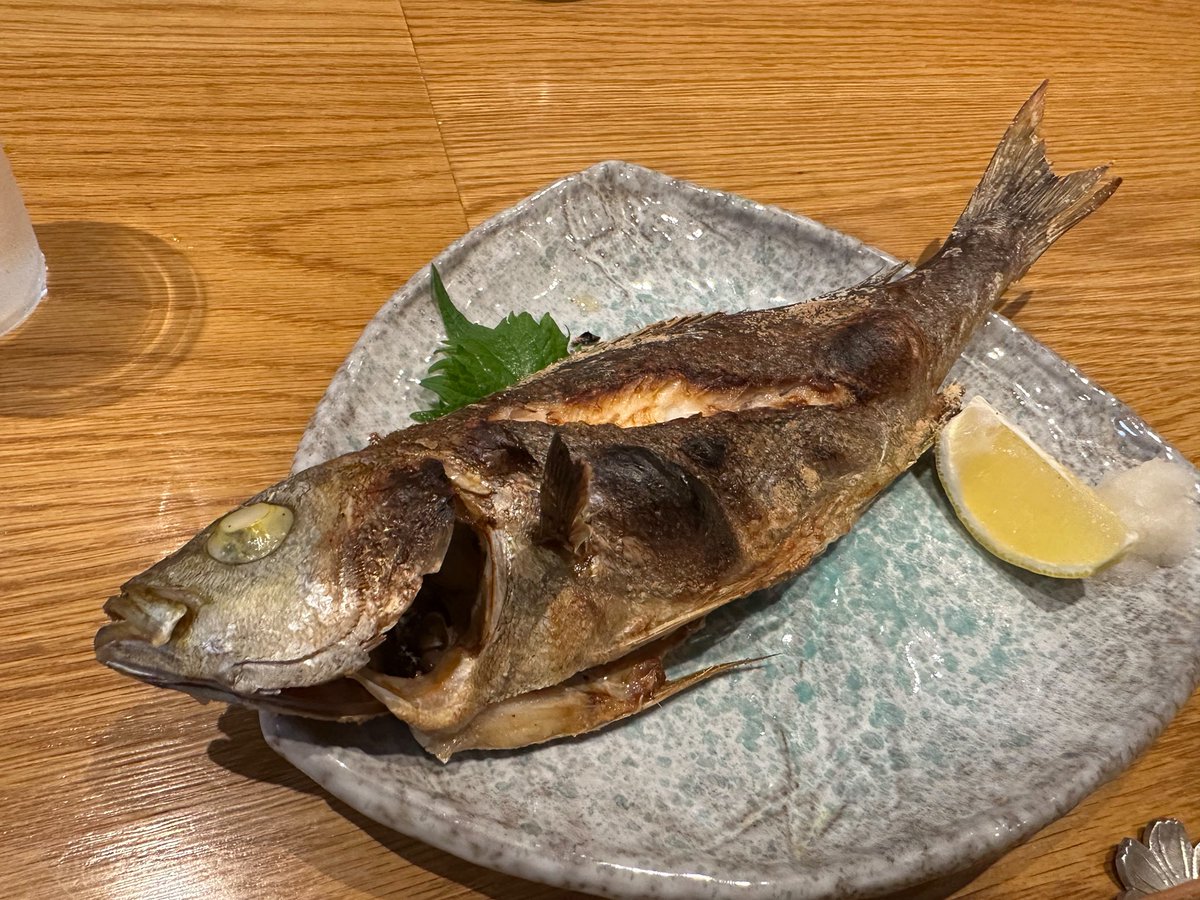 191019km's tweet photo. イサキの塩焼きだ〜い好き🫶 https://t.co/yzM4uxCwAu
