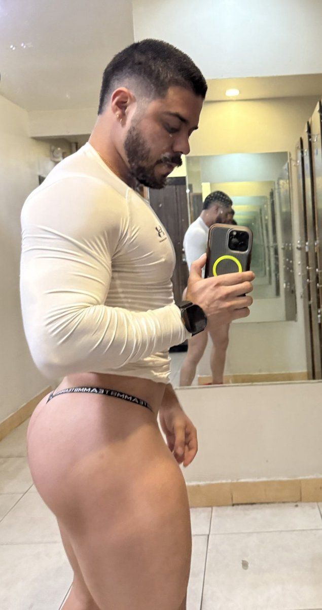 male_hotbooty's tweet photo. - May is all about #MaleBootySelfie, but our way, so enjoy the view 📸 @PrettyMexBoy #sexyAF #booty #hot #thick #InMyFace #truefans #yum https://t.co/jK4s5Sb5Zt