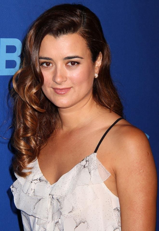 Cote De Pablo tweet media