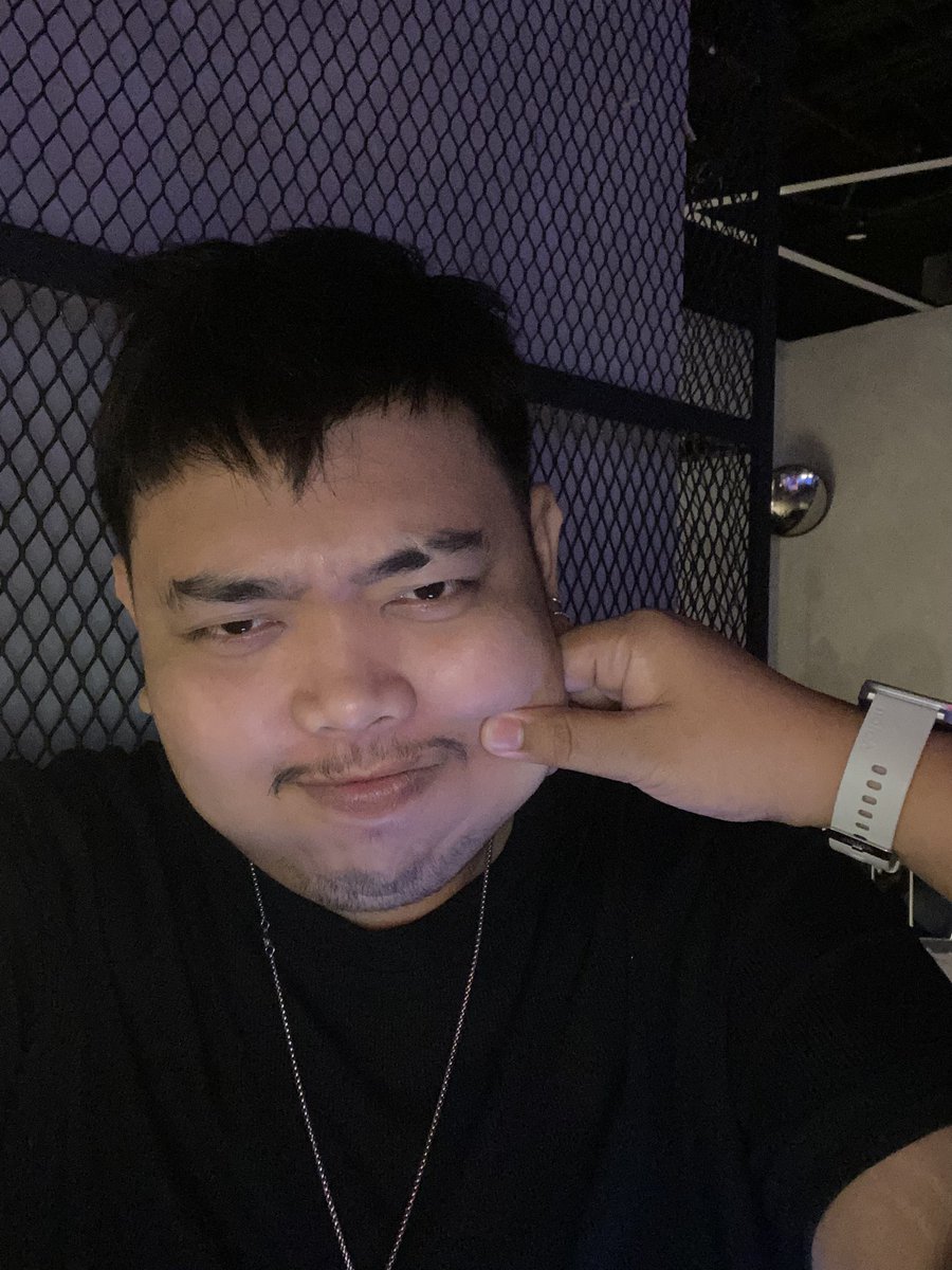 ChubGamer1's tweet photo. Happy Birthday Self https://t.co/enfLggYF90