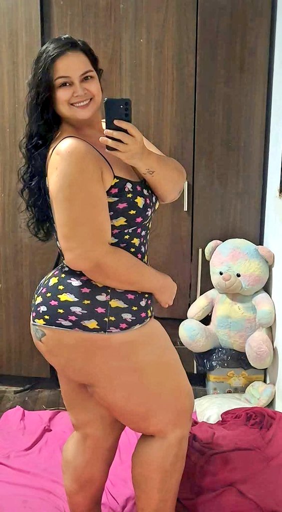 GordaBellaTM's tweet photo. ⭐Rosilayne⭐....🌹Beauty🌹 👑Queen👑...Delicious #Curvy Baby 😍 Gordinha Maravilhosa 🤩 #GordaBellaTM 💯🔥 https://t.co/P3VOyozNgP