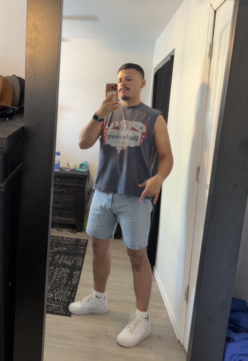 RJ tweet media