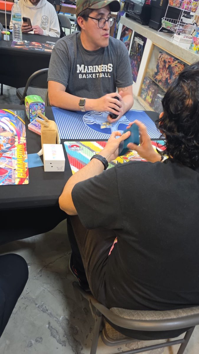 wolfi0302's tweet photo. Was supposed to go to Lima to judge but airline had other plans for me. 

Ended up going to two cups over the weekend to finally get my ace trainer with only locals! And for the first time ever, faced my twin brother in top cut (he beat me so bad).

Back to judging for Indy! https://t.co/WetJ7LiRqq