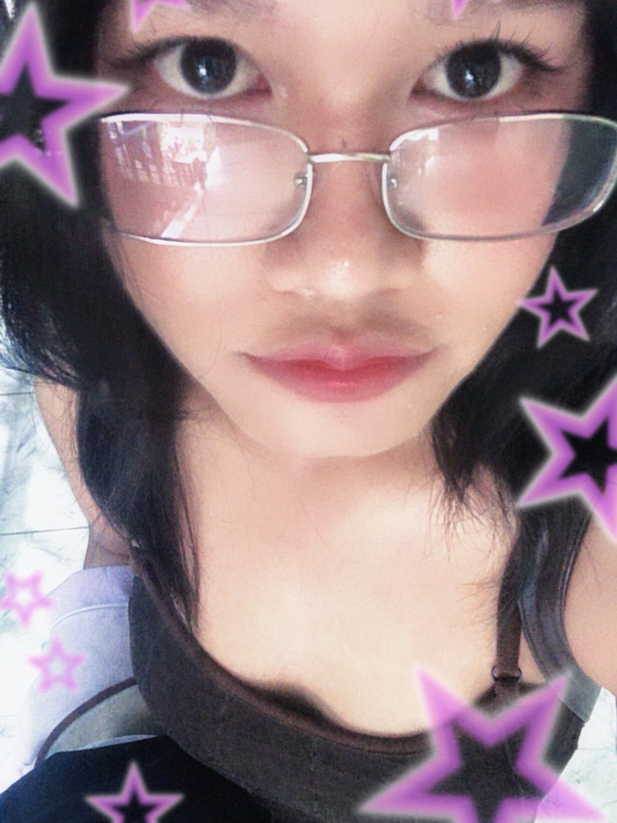 มม tweet media