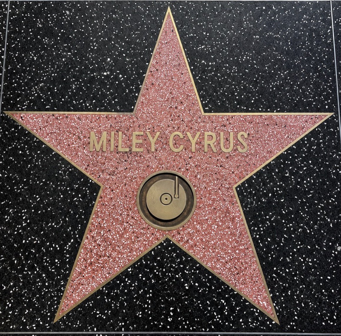 Miley Stats tweet media