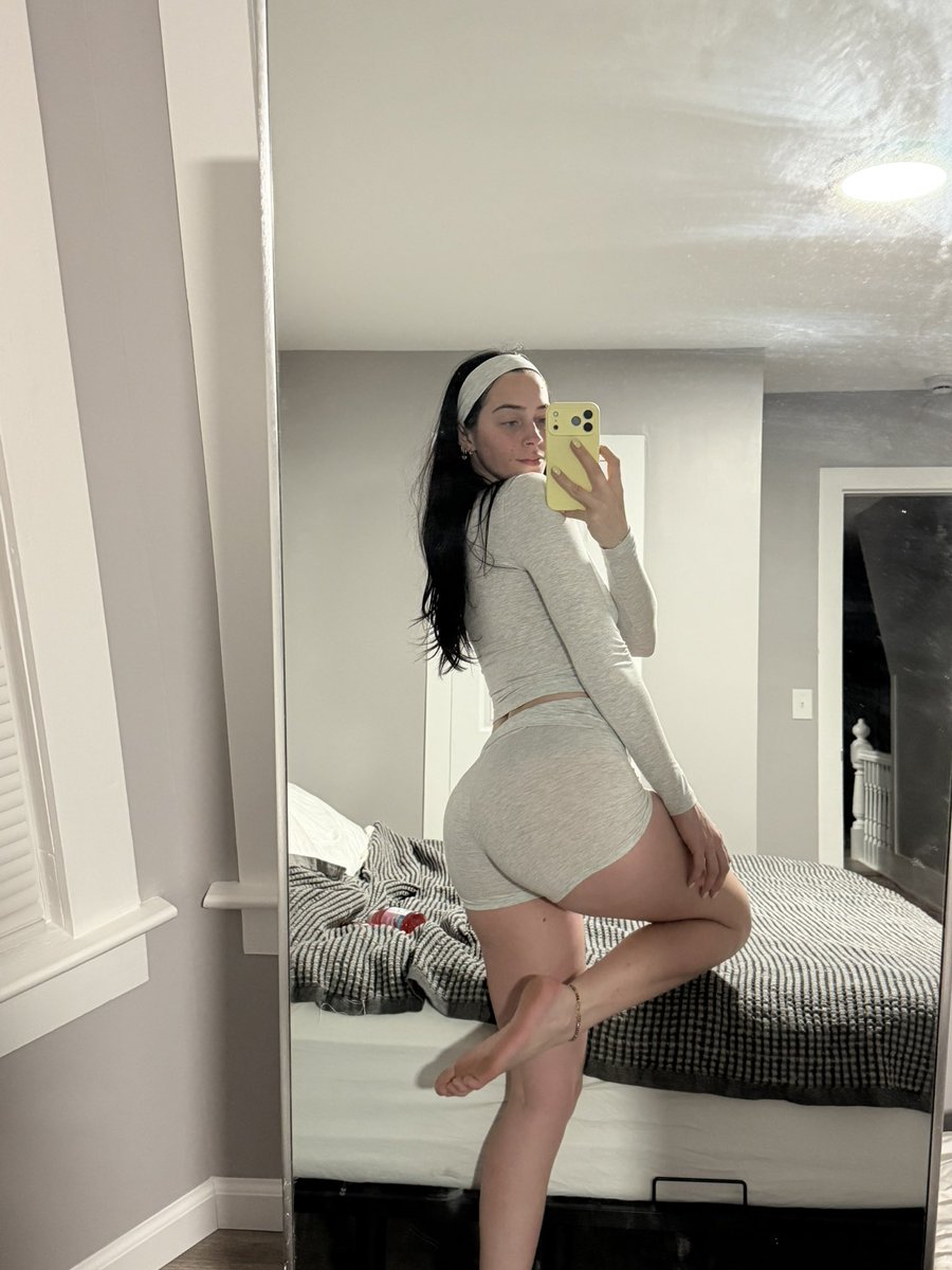 caityy🧸 tweet media