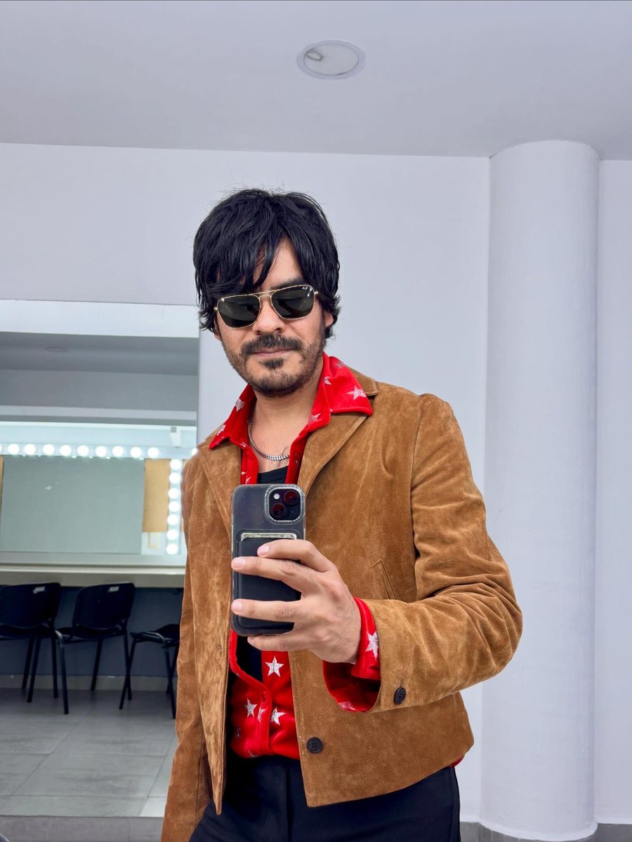 Daniel León tweet media