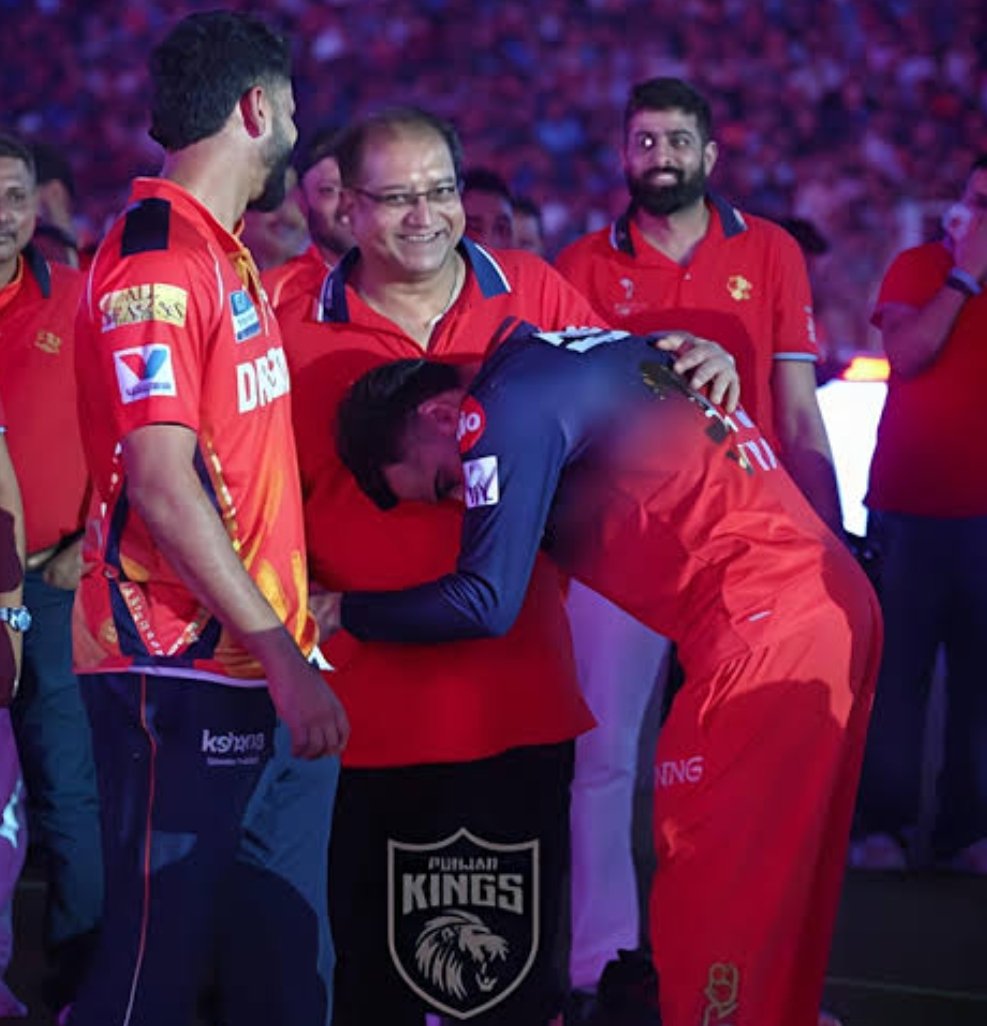 MohdNawedAnwar's tweet photo. B.O.L. for Tommorow  Sir Virat Kohli. https://t.co/yDLR0z2RkK