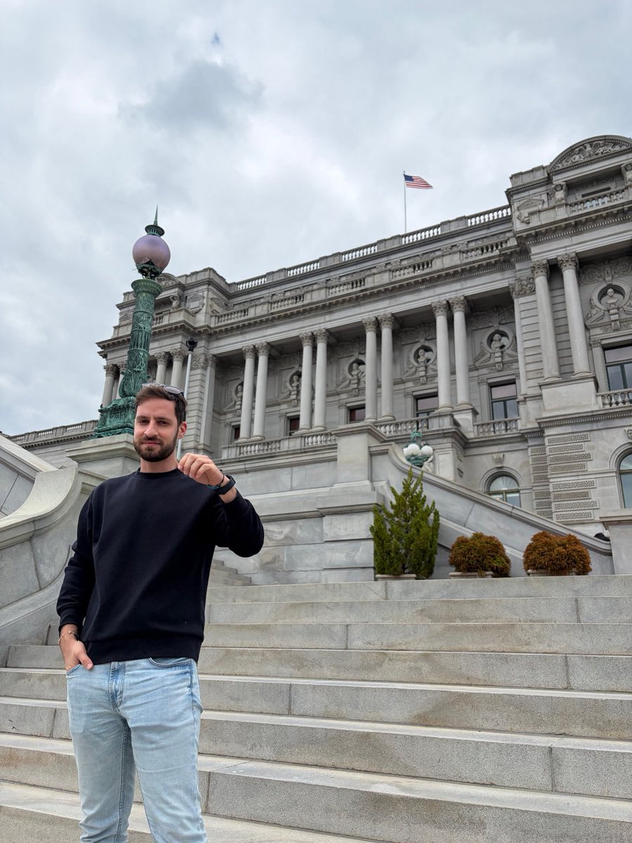 DimitrisArg19's tweet photo. DC 🇺🇸🇺🇸🇺🇸 https://t.co/74mO76U8pV