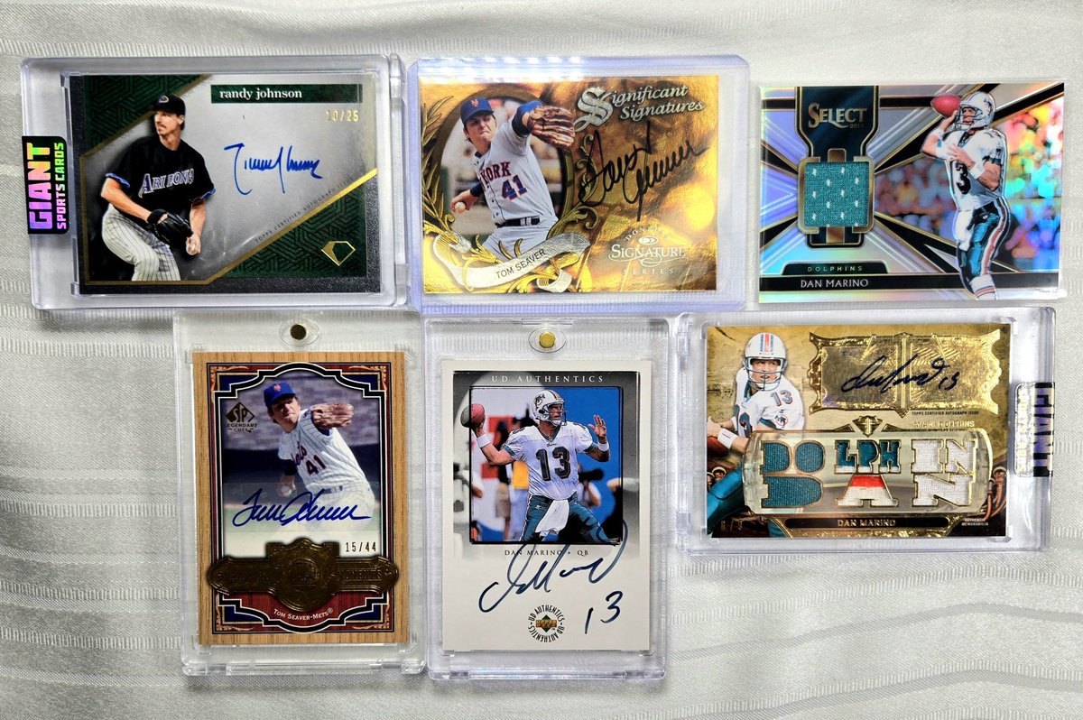 Raleigh_Cards's tweet photo. My favorite part of card collecting is finding cool and unique cards of my favorite players growing up. https://t.co/GU6K7XAHM0