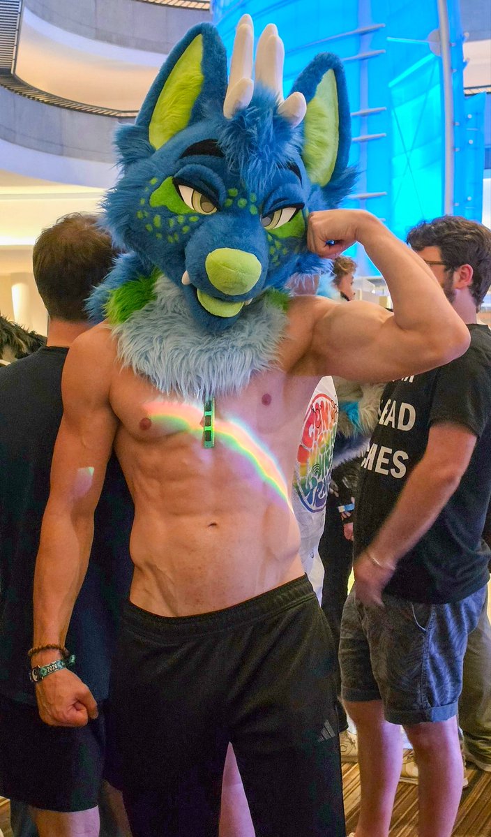 Raizu TheFox tweet media