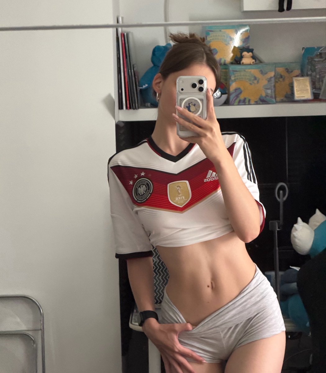 Sophie 🤍 tweet media