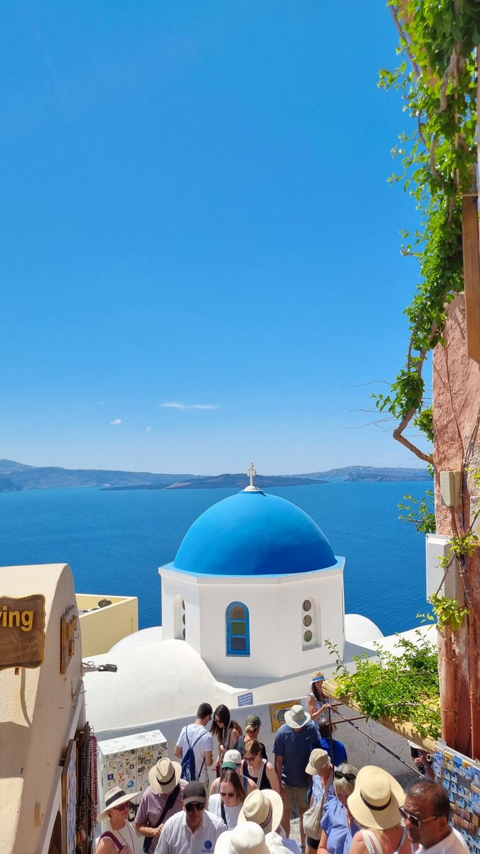 HiceMMG's tweet photo. Santorin mérite tellement sa réputation, c'est juste sublime 🇬🇷 https://t.co/agwSqmd5Wv