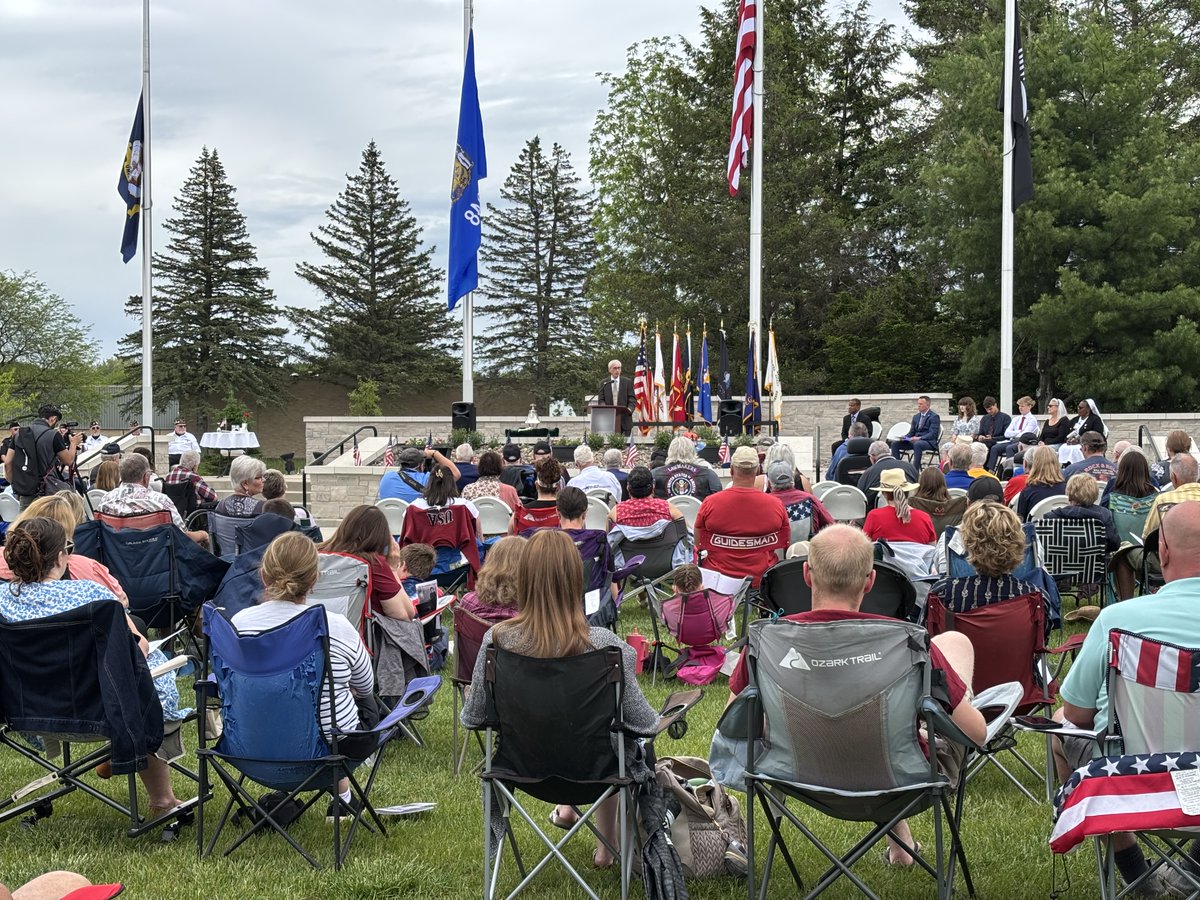 Governor Tony Evers tweet media
